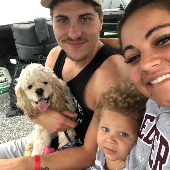 Meet your Posher, Alexia - Picture 1 of 1